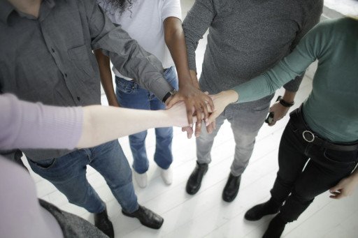 The Ultimate Guide to Selecting the Right Team Building Company for Your Business